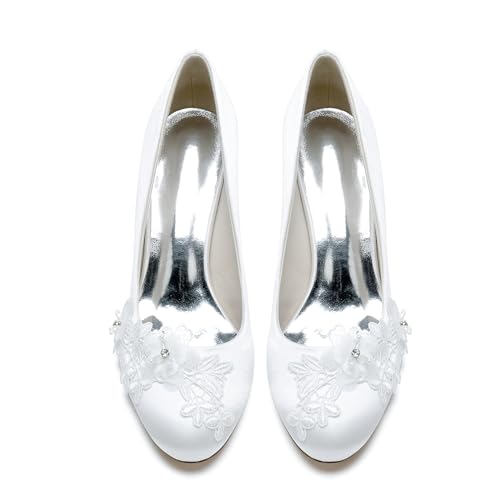 Chaussures de mariée talons bas en dentelle blanche pour bal et réception