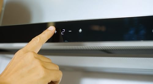 Corberó ANETO960X Teleskophaube Inox&Schwarz, 90 cm, Durchflussmenge 600 m³/h, Leistung 165 W, 3 Geschwindigkeiten, Aluminiumfilter 3 Schichten, Kohlefilter, Energieeffizienz A
