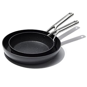 OXO Professional 8″ and 10″ Frying Pan Skillet Set, Hard Anodized Ceramic Nonstick Cookware PFAS-Free, Stainless Steel, Induction Suitable, Diamond Reinforced Coating, Dishwasher and Oven Safe, Black