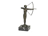 Weitere Büsten & Figuren für Fans der Musik, Literatur, Militär sowie aller Sportarten (wie Fußball, Motorradsport, Golf, Baseball, Formel-1, American-Football, Angeln, Boule, Tennis, Kegeln Tischtennis, Darts, Kampfsport, Billard, Feuerwehr ... ) lieferbar