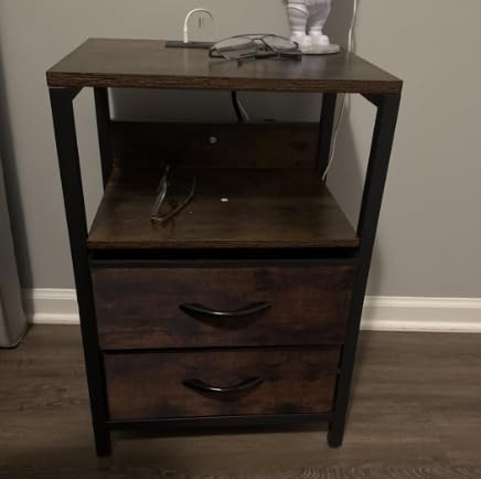 Nightstand with Charging Station, Small Night Stand with Fabric Drawers and Storage Shelf for Bedrooms, Small Spaces, Bedside Table with USB Ports & Outlets