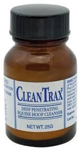 CLEAN TRAX DEEP PENETRATING Equine HOOF Cleanser