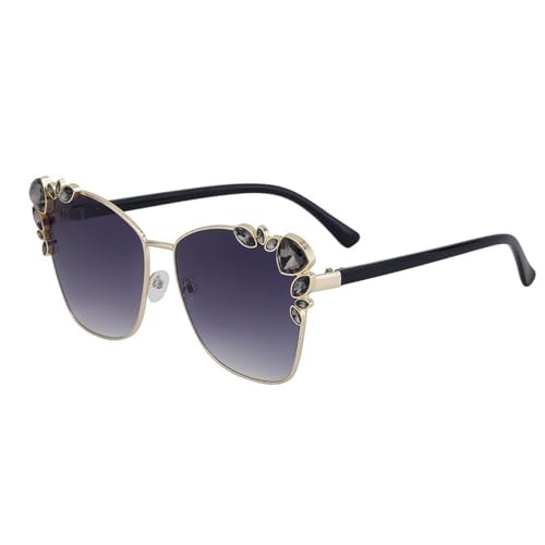 Lunettes de soleil œil de chat strass pour un style bohème chic en terrasse