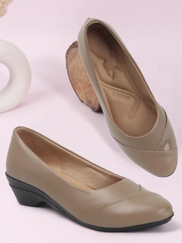 Image of Denill Women's Comfort Wedge Shoe