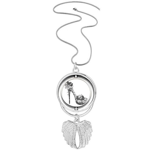 Collier ailes d'ange et talons hauts : l'accessoire de vos soirées