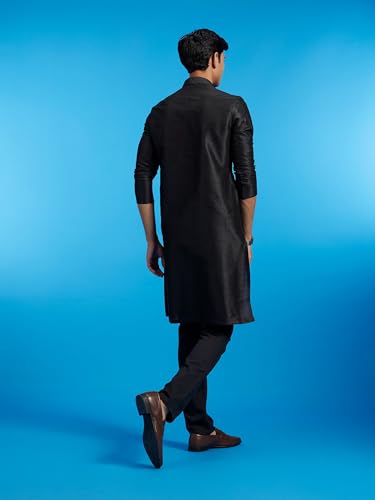 Image of DIWAS BY MANYAVAR Men's Art Silk Solid Kurta (1pc)