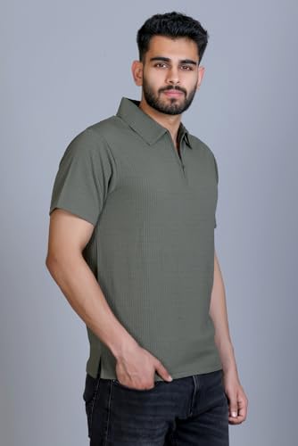 Image of AMOLDO Men's Textured Solid Polo T-Shirt with Zipper