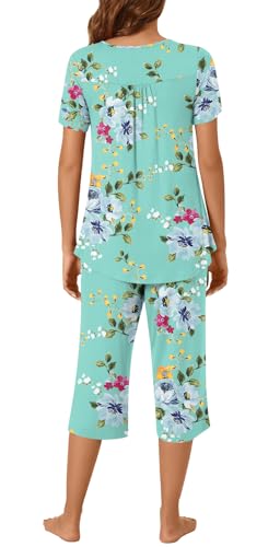 Womens Summer Pajama Sets 2 Piece Short Sleeve Top and Capri Pants Plus Size Ladies Lounge Pjs Sets with Pockets3