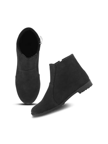 Image of JM LOOKS Fashionable Women's Platform Heel Boots with Side Chain | Trendy and Comfortable