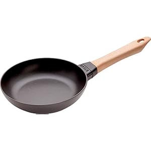 STAUB Frying Pan with Wooden Handle Diameter 20 cm,Black