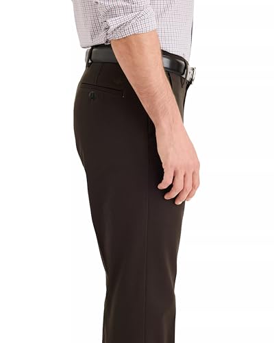 Image of Dockers Men's Workday Khaki Slim Fit with Smart 360 Flex