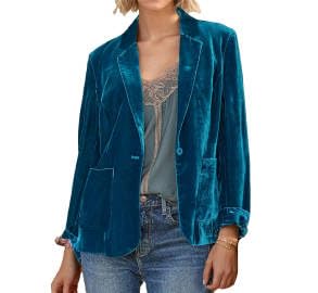 Velvet Fitted Blazers for Women Dressy Notched Lapel Suit Jacket Business Casual Outfits Single-Button Outwear with Pockets