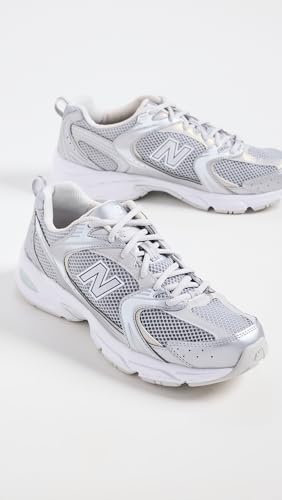 New Balance Women's 530 Sneakers4