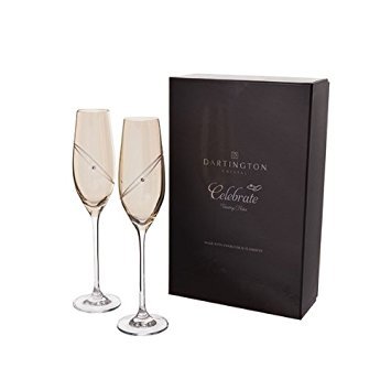 Flûtes à champagne personnalisées pour éviter les verres neutres lors d'un mariage