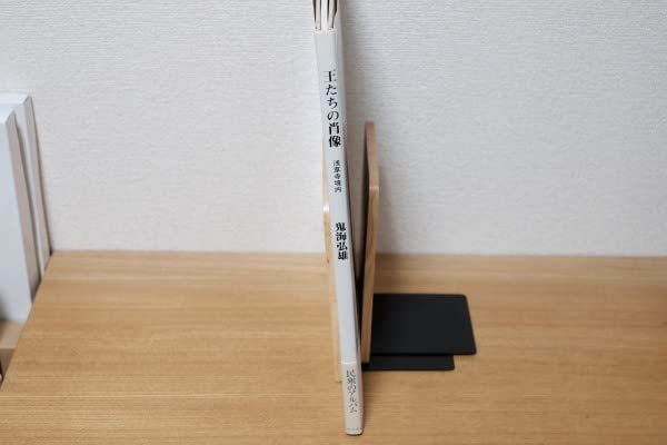 【王たちの肖像－浅草寺堺内】鬼海弘雄　帯付　★★大幅に値下げしました Amazon.co.jp: 鬼海弘雄 「王たちの肖像」 帯付き : ファッション
