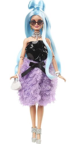 Barbie GYJ69 - Extra Deluxe Puppe mit blauem Haar, Moderad mit 30 Kombinationen, Spielzeug ab 3 Jahren – Bild 6