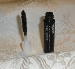 Scanda-lash Hook up Mascara, Color Is Brownout, 2.5 Inches Tall