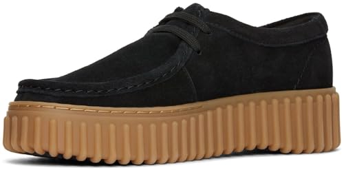 Image of Clarks Torhill Bee Nubuck Schuhe in