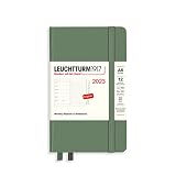 Dimensiones: 90 x 150 mm, con folleto adicional para aniversarios y direcciones