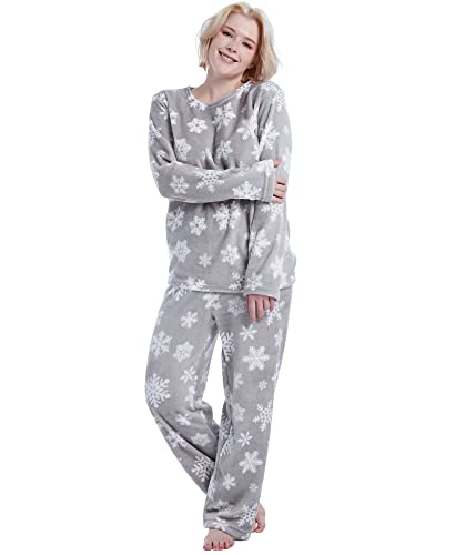 18% off - Feel Cozy and Chic in Ultra-Soft Pajama Sets
