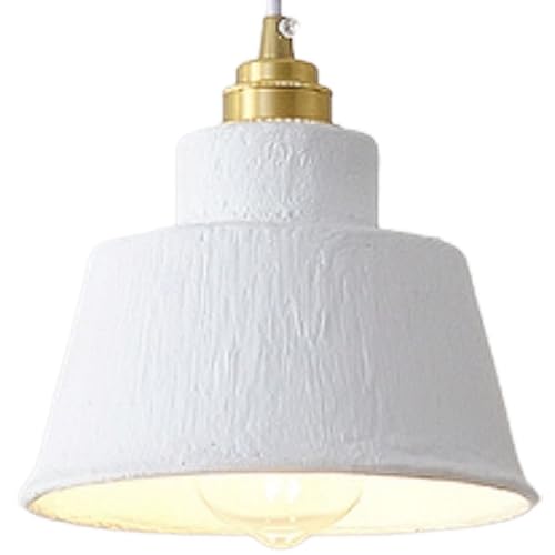 Lámpara colgante de metal blanco para comedor moderno y salón acogedor con detalles de latón