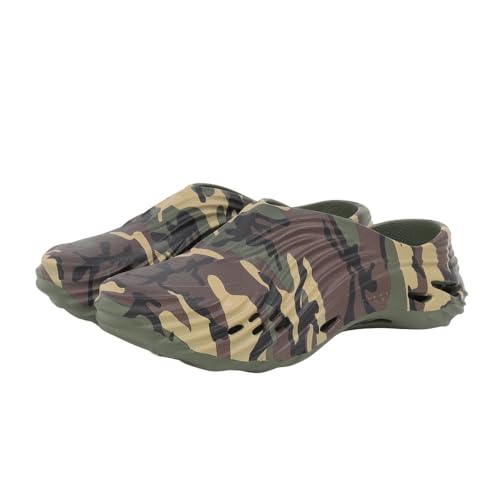 Image of Crocs Unisex-Adult Echo Wave Clogs