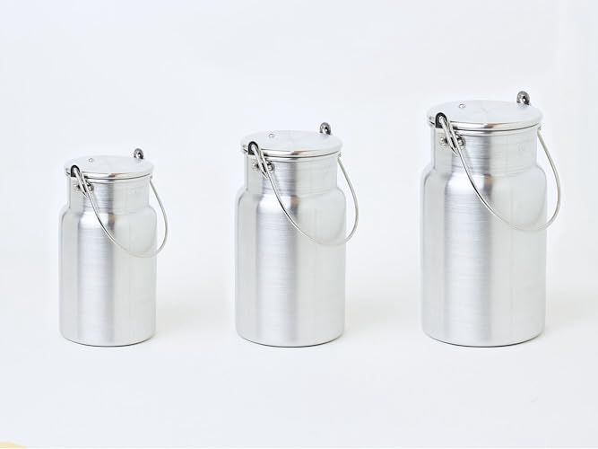 Pot à lait en aluminium poli de 1L avec poignée et couvercle classique