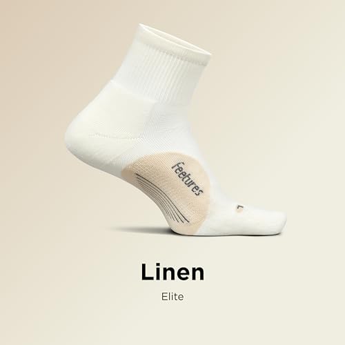 Image of Feetures Elite Light Cushion Quarter Solid - Sport Sock with Targeted Compression