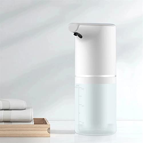Desinfectante de manos con sensor para un baño limpio y moderno 4