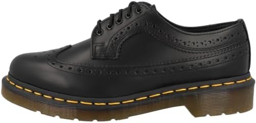 Dr. Martens Men's 3989 Brogue Wingtip Shoe | Amazon.com.br