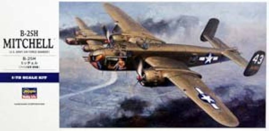 Amazon.com: Hasegawa 1/72 B-25H Mitchell 12th Bomber Group