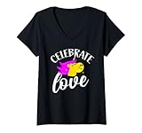 Photo Gallery donna celebrare l amore attuale gay orgoglio arcobaleno lgbtq maglietta con collo a v Photo Gallery donna celebrare l amore attuale gay orgoglio arcobaleno lgbtq maglietta con collo a v