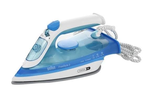Fer a vapeur BRAUN FI3144 BL FreeStyle 3 - Semelle SuperCeramic - Puissance 2400 W - Vapeur constante 45 g/min