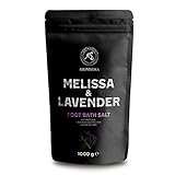 El Aceite de Melisa nos estimula. Nos ayuda a reducir las tensiones y a recuperar nuestro equilibrio interno, mientras que la sal marina natural cuida intensamente y refresca los pies.