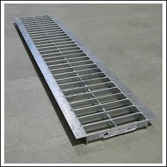 ハイロジック 並目プレーン溝蓋グレーチング 内幅170&times;長さ995&times;高さ19mm OKU 18-19