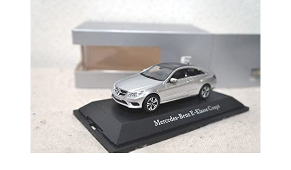 メルセデス ベンツ Cクラス クーペ C205 1/43 ミニカー 京商