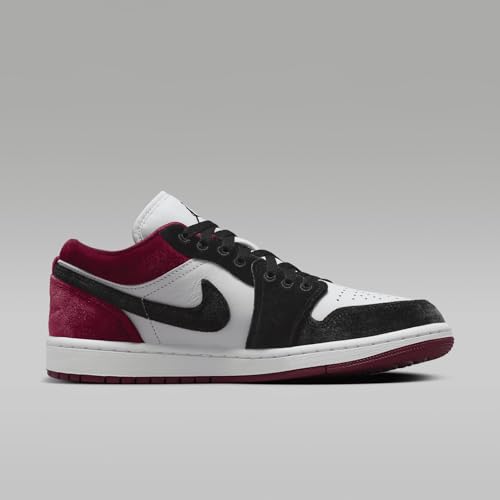 Nike Women's Air Jordan 1 Low SE Sneaker3