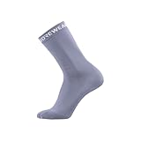 Tessuti GORE Selected Fabrics: rapido trasporto dell'umidità ed estrema traspirabilità, prodotti con materiale riciclato.