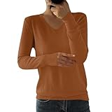 Parfait pour toutes les saisons fraîches, ce pull automne femme s’adapte aussi bien au quotidien qu’aux occasions spéciales. Idéal au travail, en balade, en voyage ou lors d’un dîner entre amis, il allie confort et style.
