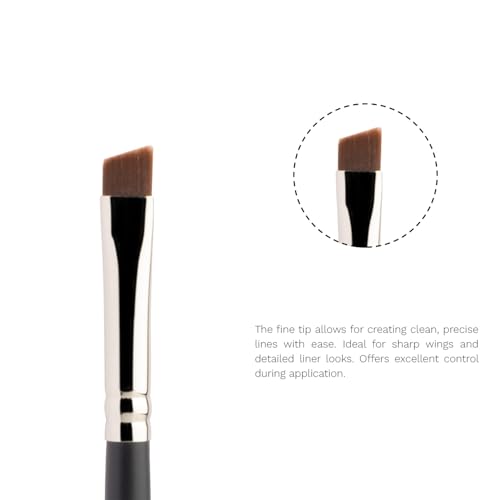 Image of PAC Eyeliner Brush 372