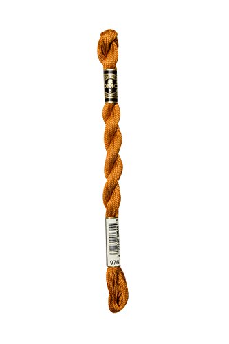 Hilo de algodón perlado DMC color marrón dorado mediano tamaño 3 miniatura 2