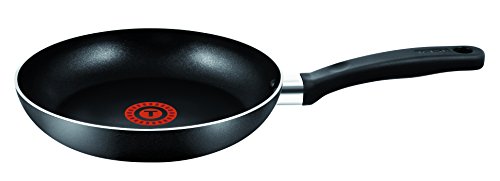 Tefal Essential, Aluminium Pots and Pans Set, 16 cm, 18 cm and 20 cm Saucepans with Lids, 20 cm and 24 cm Frying Pans, Black, B372S544