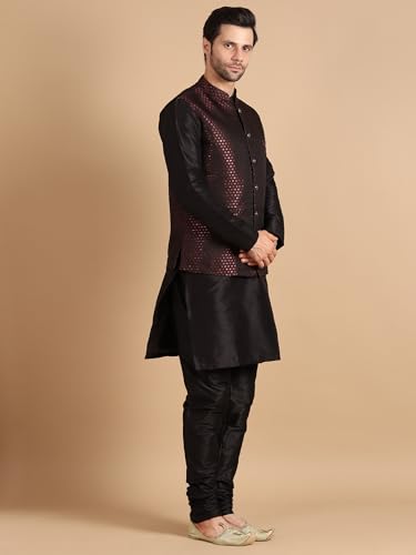 Image of men's Silk Blend Kurta Pejama & Waistcot Set