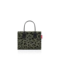 reisenthel daily shopper XS teddy leo olive – Die kleinere Version unseres modernen, stromlinienförmigen Shoppers – eine praktische rechteckige Crossbody-Handtasche.