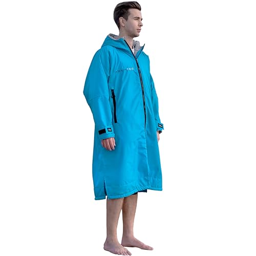 Bata de toalla AQUATEC impermeable que aísla del frío al cambiarte
