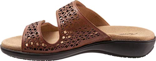 Image of Trotters Women's Flat Sandals
