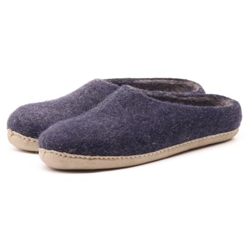 Image of Men's 'Newport' Wool House Shoe