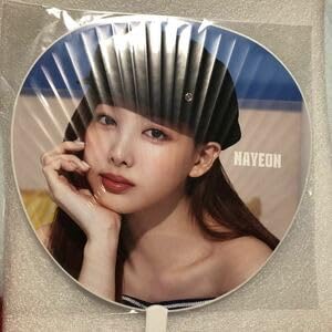 Amazon.co.jp: TWICE ナヨン うちわ READY TO BE SPECIAL : ホーム 