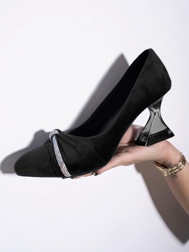 Girls Girls-monikaPump2