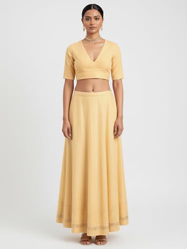 Image of Thevasa Women's Everyday Divine Depth V Neck Half Sleeves Blouse